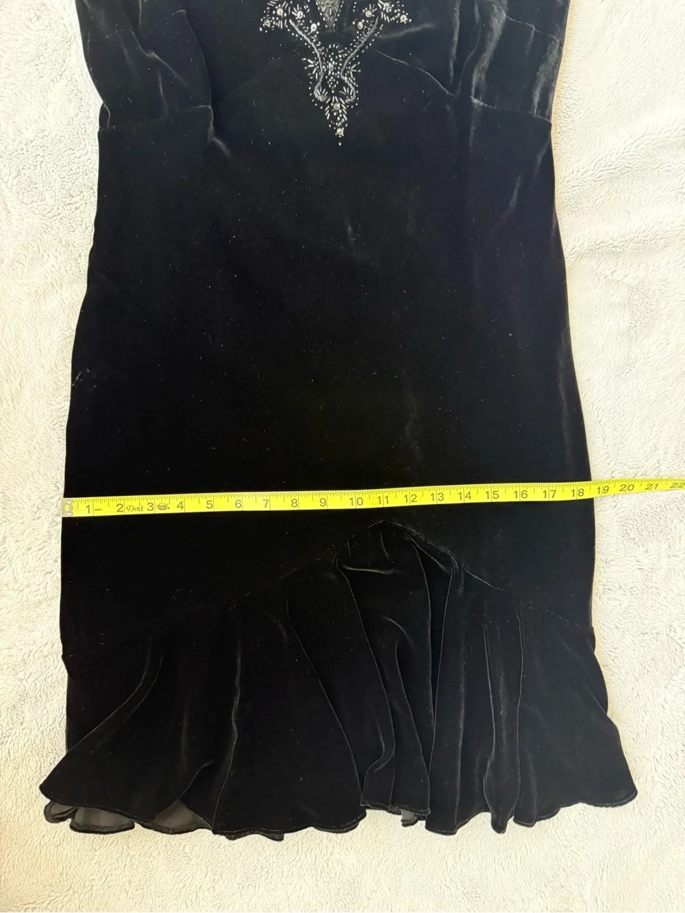 Jones New York Black Velvet Beaded V-Neck Midi Cocktail Dress